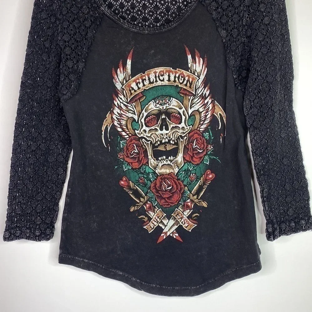 Affliction Screaming Roses Skull Shirt Size Small - Picture 3 of 7